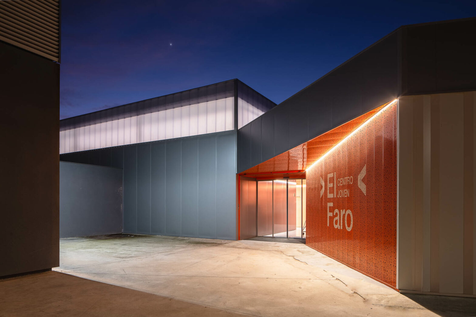 El Faro, Centro joven en El Burgo de Ebro