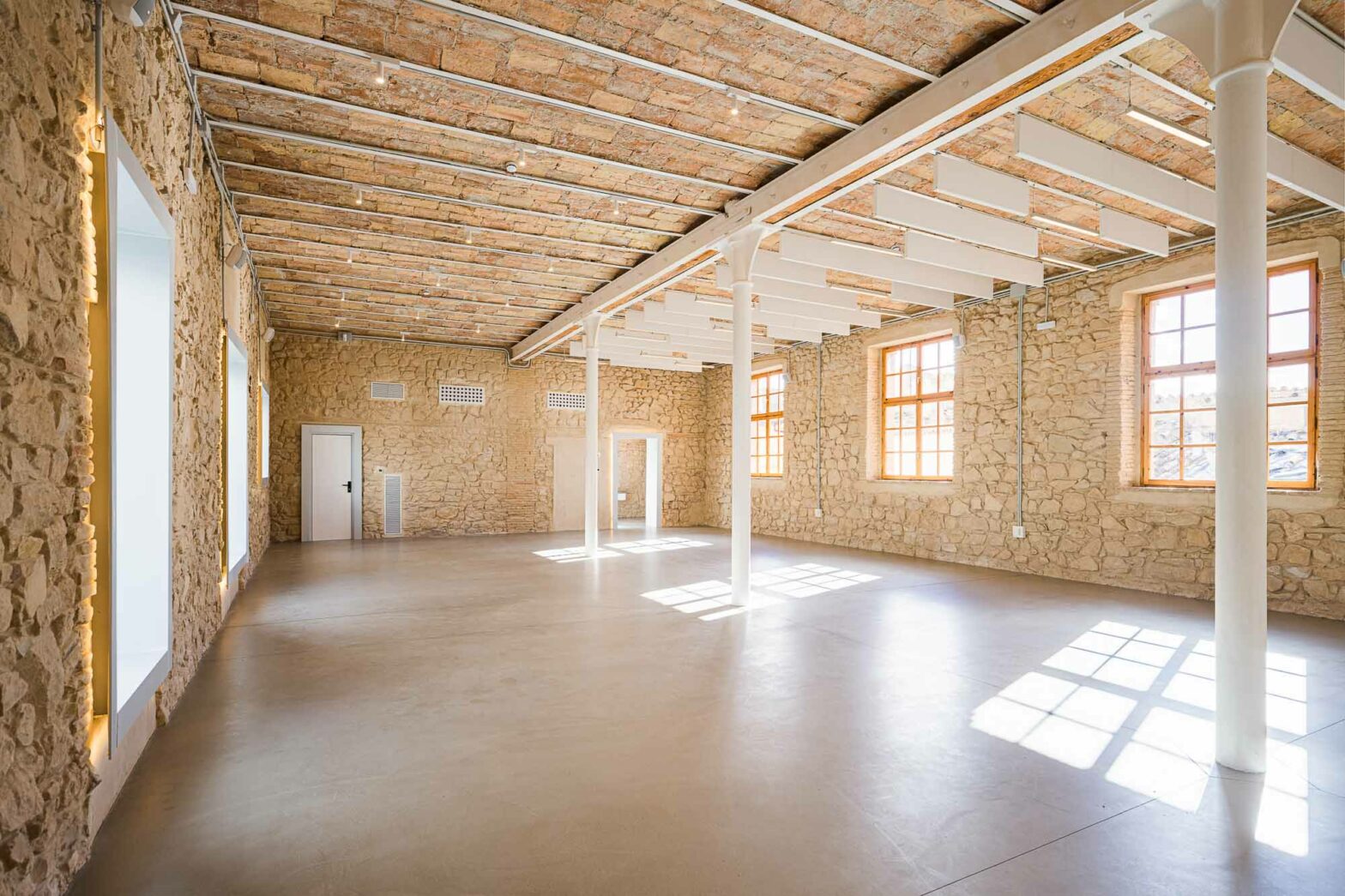 Tangram,Centro cívico en Épila