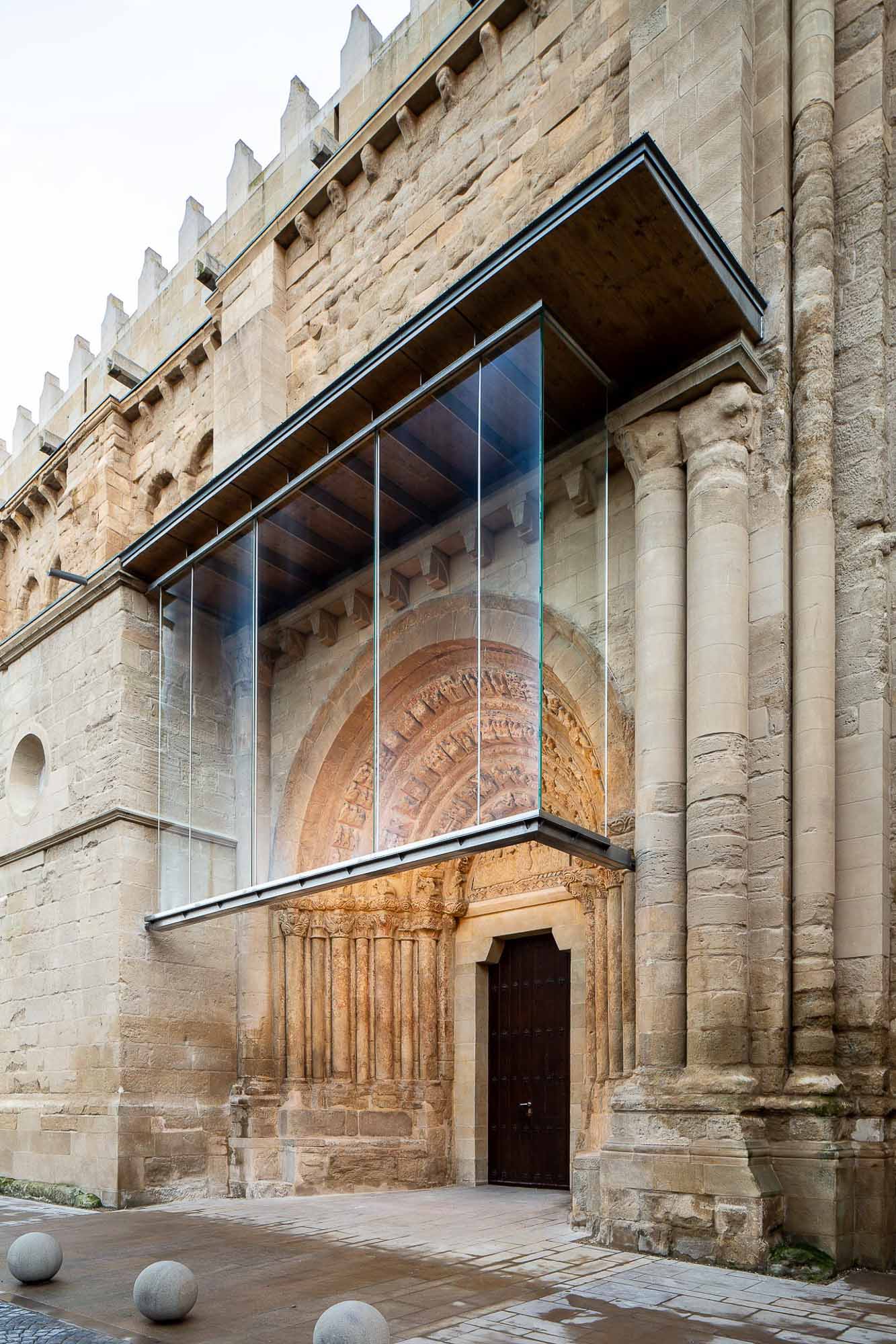 Portada iglesia del Salvador, Ejea de los Caballeros